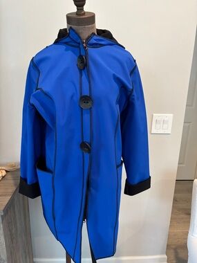 Cameleon Waterproof Hooded Coat in Bright Blue with matching gloves XL